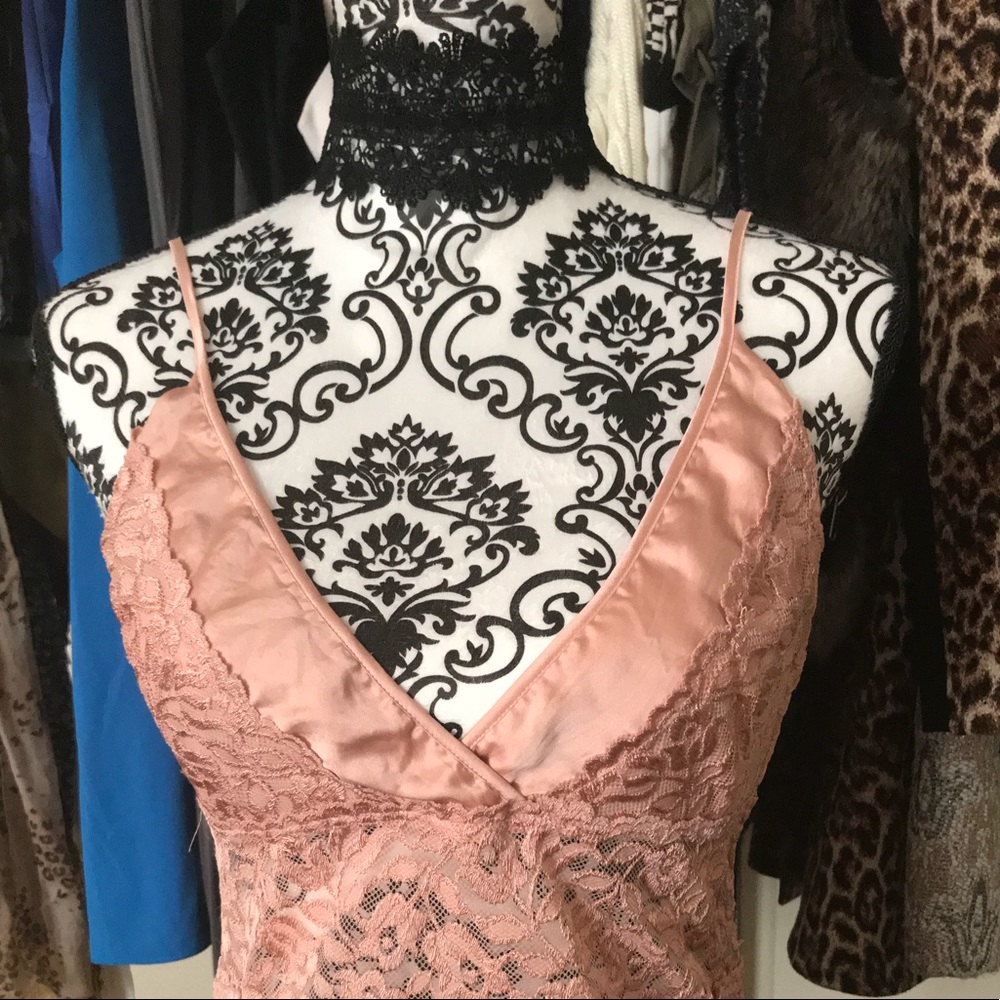 Bebe pink satin / lace camisole blouse